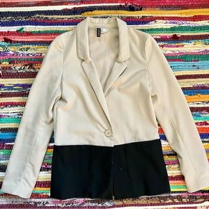 H&M Divided ~ Color block one-button blazer